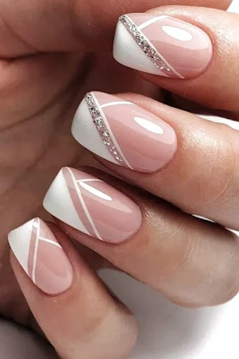 Line art on extensions
