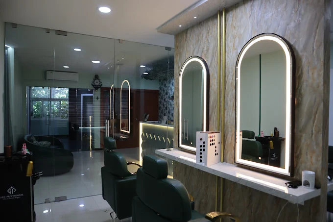 The styling floor at Sundaram Enclave